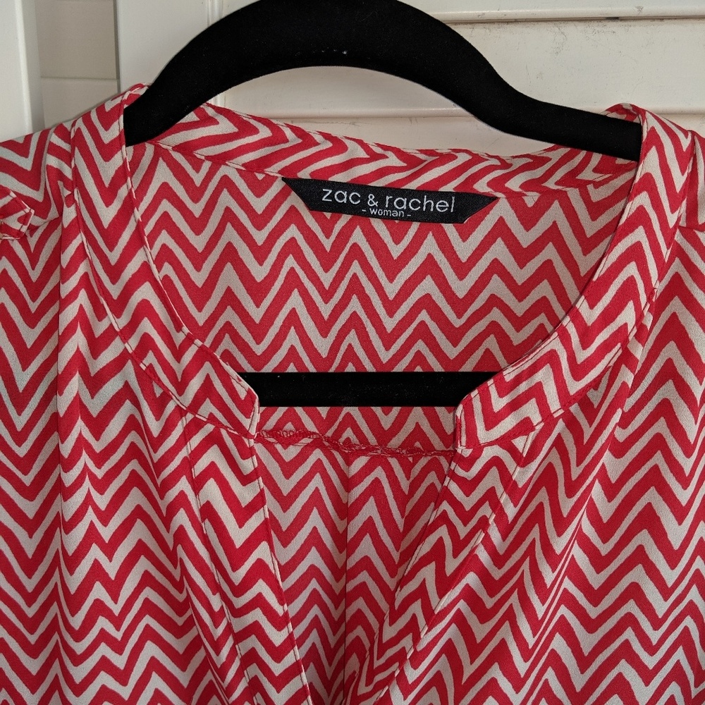 Zac and Rachel Red White Lightweight Blouse - Picture 3 of 8